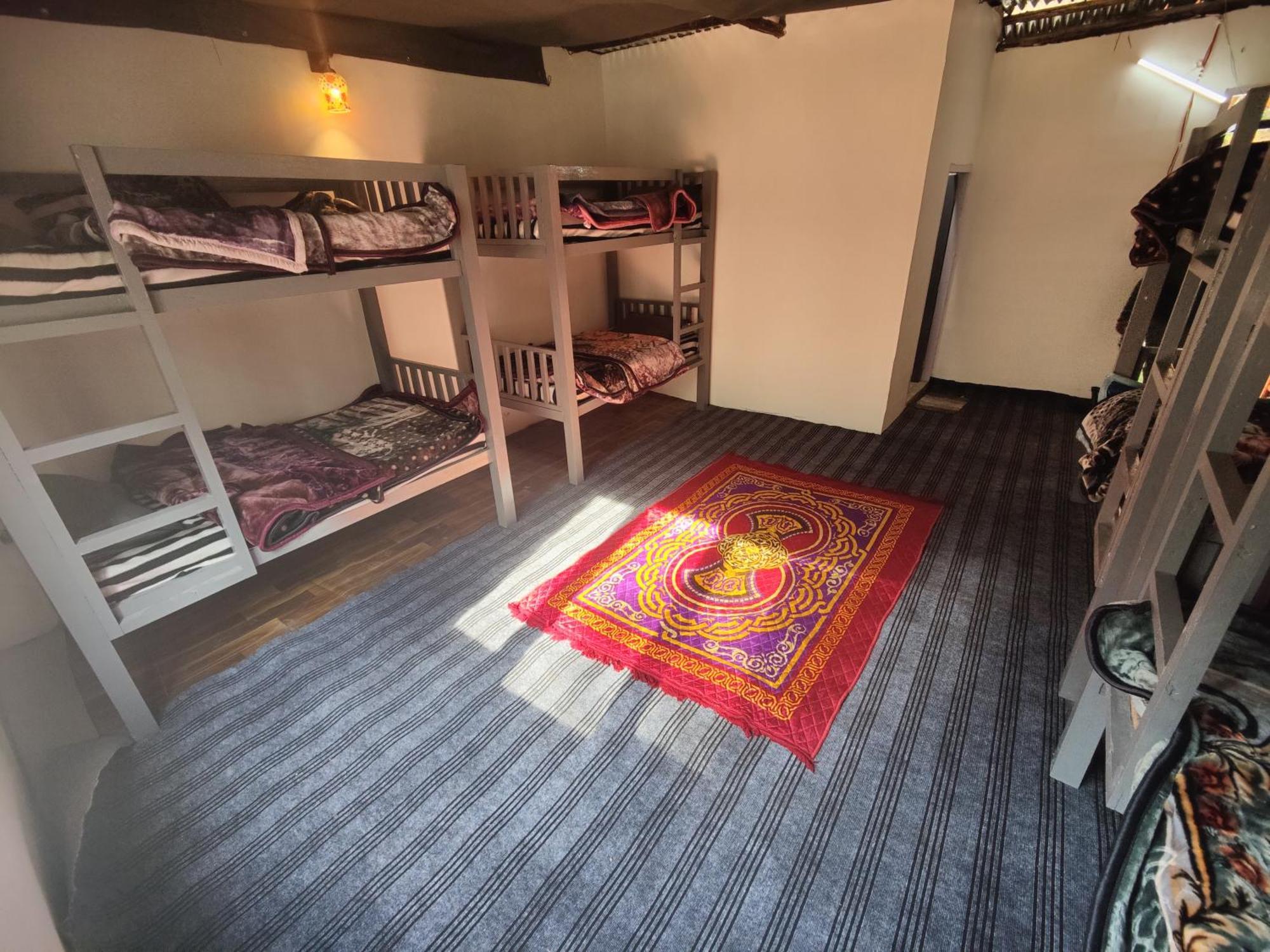 Pandora Riverside Cafe & Stay كاسول المظهر الخارجي الصورة